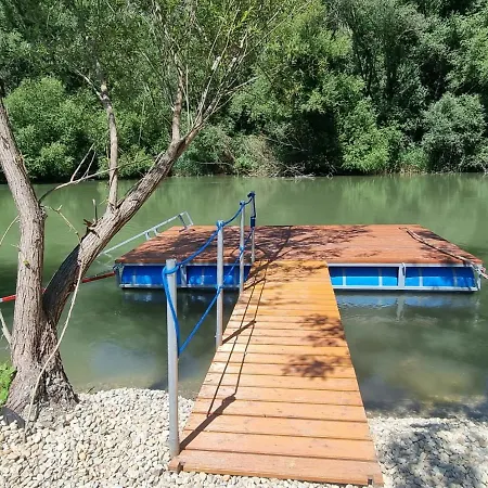 アパートホテル Duna-beach 4*