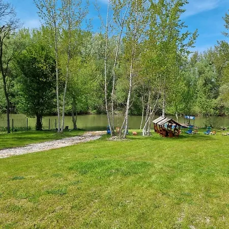 アパートホテル Duna-beach