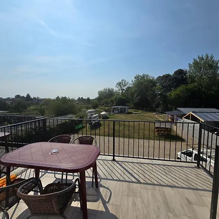 Duna-beach アパートホテル 4*