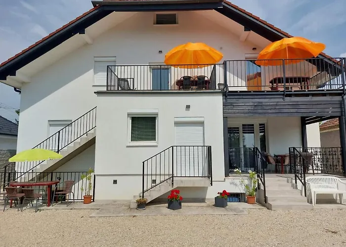 Ξενοδοχείο με διαμερίσματα Duna-beach